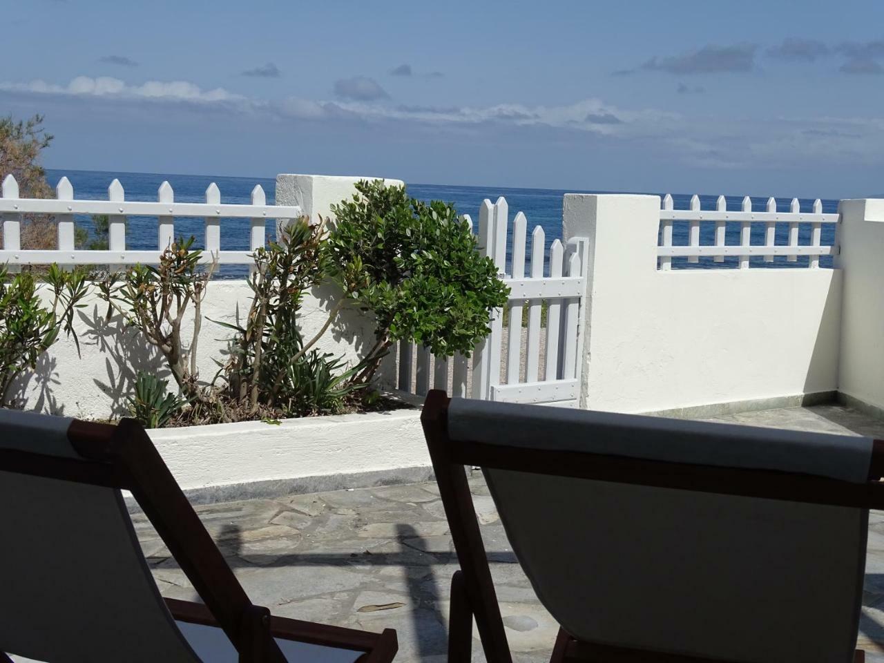 Nama Beach House Monólithos Eksteriør billede