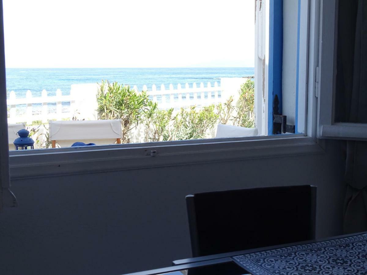 Nama Beach House Monólithos Eksteriør billede